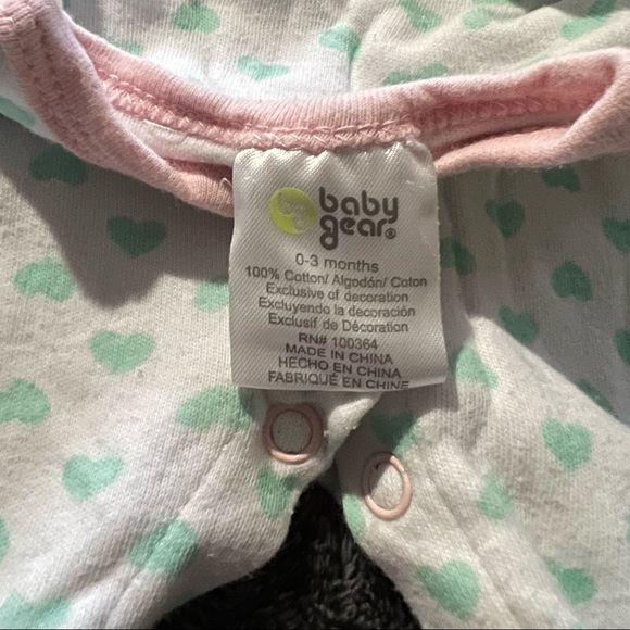 Onesies - Picture 3 of 7